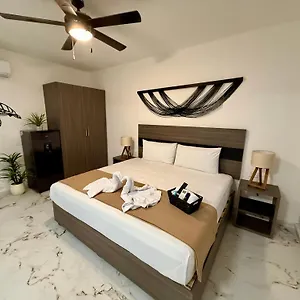 casa-tortuga-playa-del-carmen.quintano-roohotels.com/